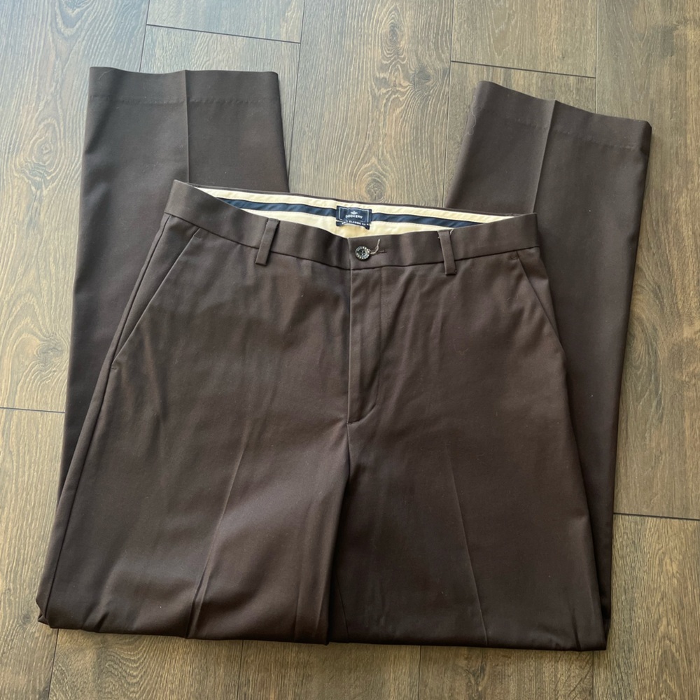 NWOT Dockers Chino Pants